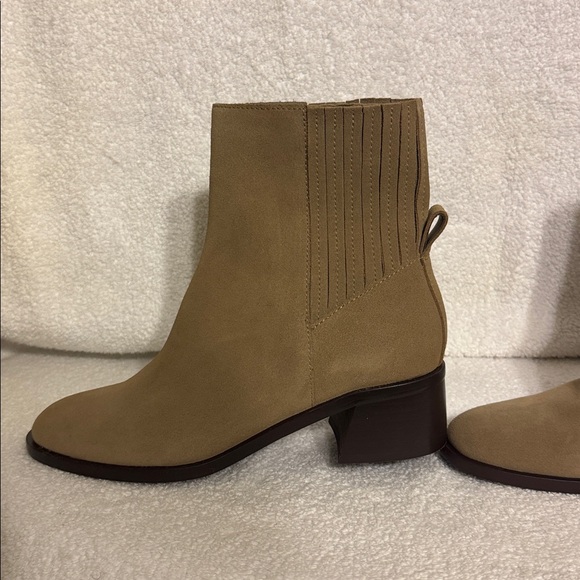 Dolce Vita Tan Ankle Boots - Picture 8 of 9